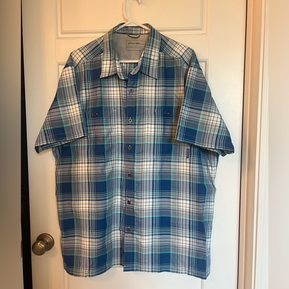Eddie Bauer XL blue and teal shirt